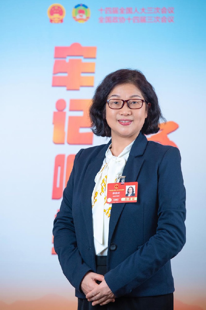 代表委員熱議低空經(jīng)濟(jì)：建議試點(diǎn)授權(quán)地方政府管理低空空域